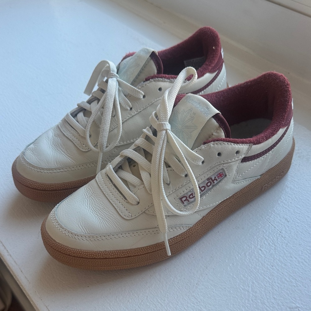 Reebok Cream and Maroon golf Shoes